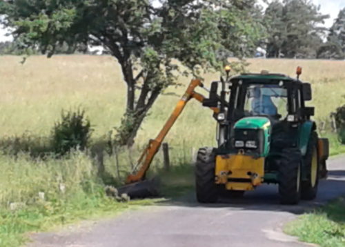 d&eacute;broussaillage cantal