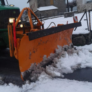 engin déneigement cantal